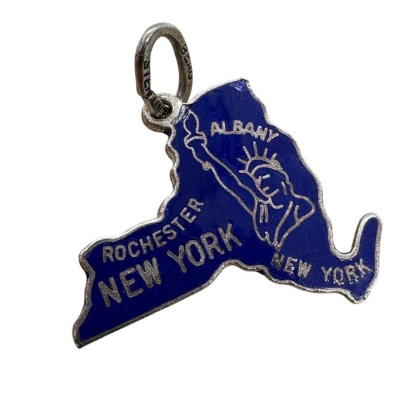 Beau Sterling Jewelry - Beau‎ Sterling Silver Vintage New York State Blue Enamel Souvenir Charm 1.52g